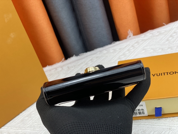 LVコピーウォレット内部構造